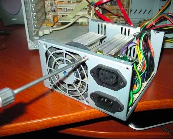 Замена кулера в блоке питания ПК Замена вентилятора в блоке питания ПК